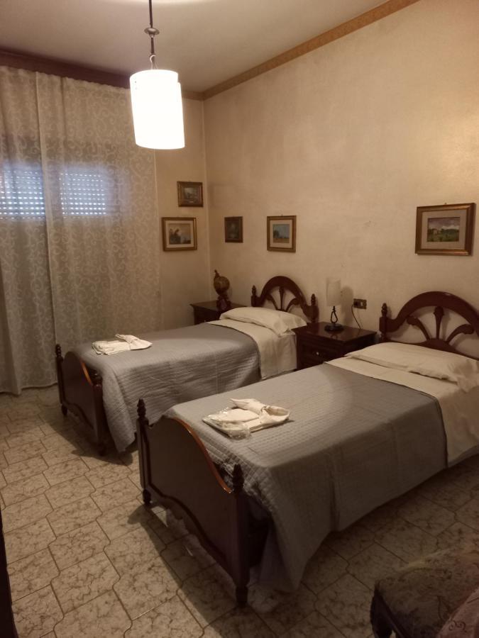 Casa Guerrino Bed & Breakfast LʼAquila Eksteriør bilde